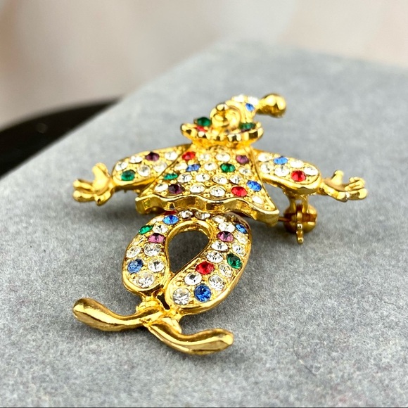 VINTAGE Colorful Rhinestone Clown Pin Circus Freaky Funny Cute Rainbow Brooch - Picture 2 of 4